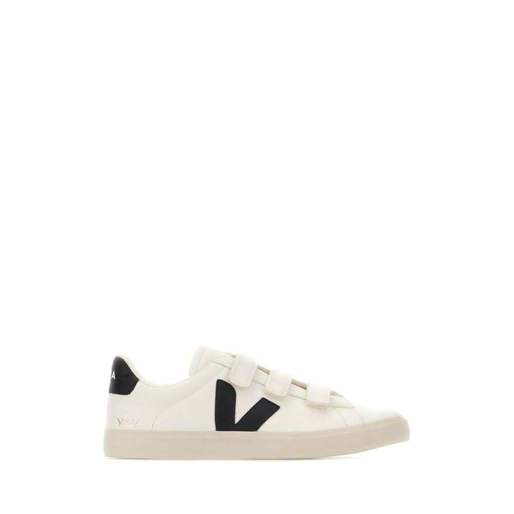 Veja Man Shoes Sneakers